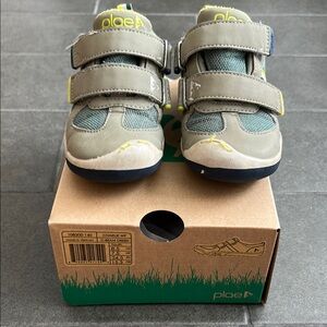 PLAE Kids Sneakers in C-Beam green
